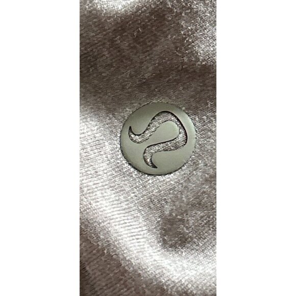 LULULEMON Athletic Tee Washed Gray Distressed T-Shirt Size Med - Picture 4 of 5